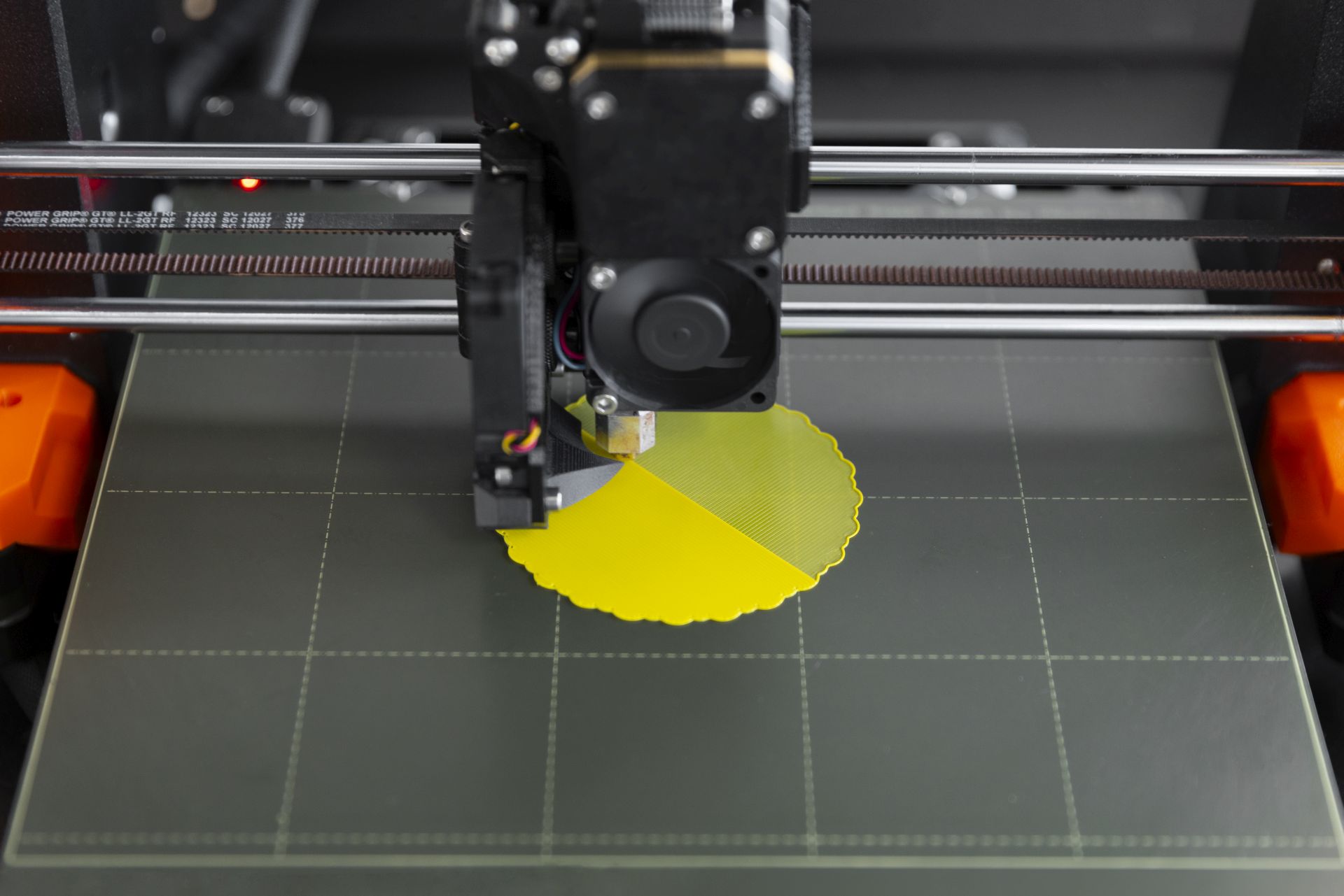 Jak wybrać odpowiedni filament do różnych zastosowań w druku 3D?